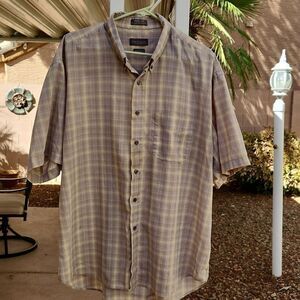 Van Heusen wrinkle free men's XXL 18-18 1/2 tan lightweight short sleeve…